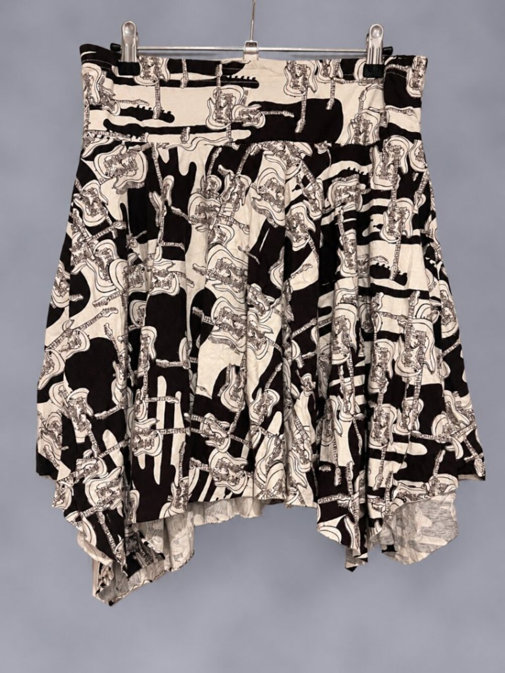 Ben Sherman Guitar Print Handkerchief Hem Skirt Brown White XS - Picture 1 of 6